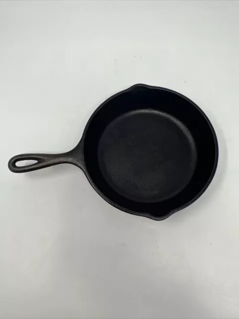 Vintage Lodge Cast Iron Melting Pot Sauce Pan Spout Smelting 2 Cup USA -  collectibles - by owner - craigslist