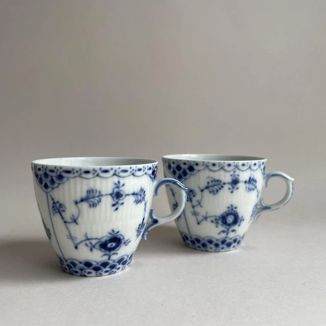 Royal copenhagen #41 Blue Fluted Full lace Cup Leg Set Royal copenhagen #41 Blue Fluted Full lace Cup Leg Set