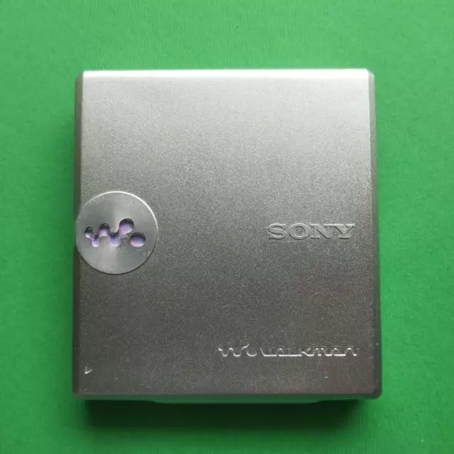 Sony MD Walkman MZ-E730 Portable MiniDisc Player Silver MDLP Compatible Used