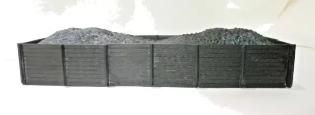 OO 00 HO gauge (A) large coal staithes for coal depot