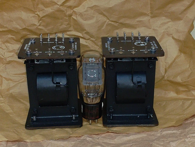 781773_5