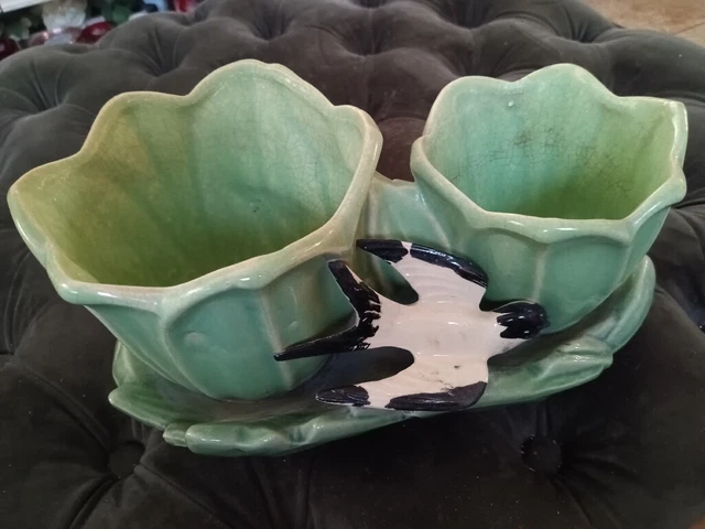 VINTAGE 1948 MCCOY Double Green Tulip Pottery With Bird Planter 10X3
