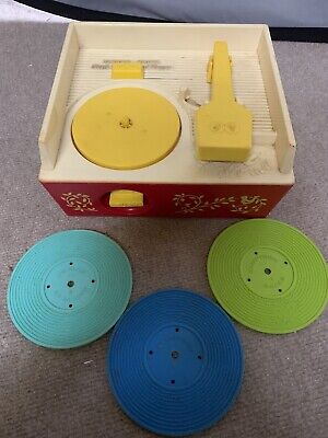 Vintage 1970's FISHER PRICE Music Box Record Player Complete w/ 3 Records Works