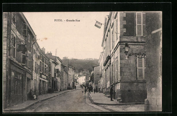 CPA Foug, Grande-Rue, vue de la rue