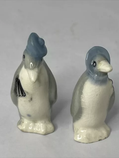 1948-55 Rare Wade Pottery Comic Penguin Family Benny and Penny 2” 2