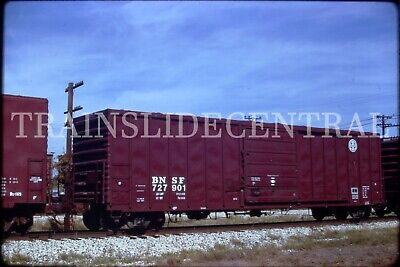 Original train slide BNSF BURLINGTON NORTHERN SANTA FE boxcar 727901, 2000