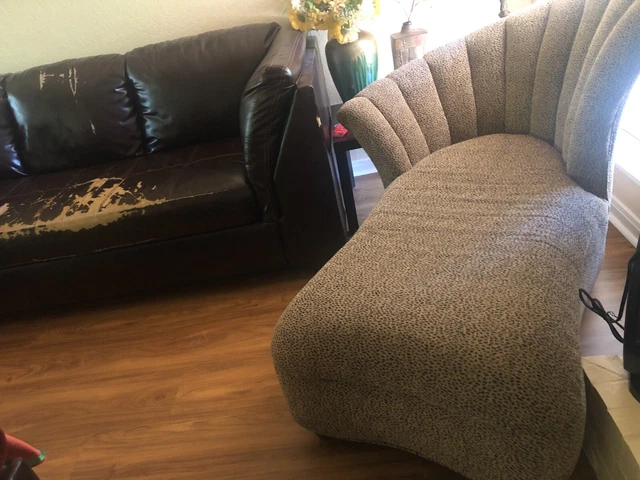 Chaise 5' long Brown, Leopard print in Good Condition