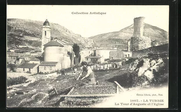 CPA La Turbie, La Tour d´Auguste et l´Eglise