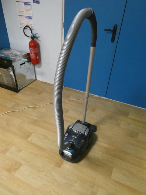 aspirateur traineau à sac Hoover telios plus   (occasion  )