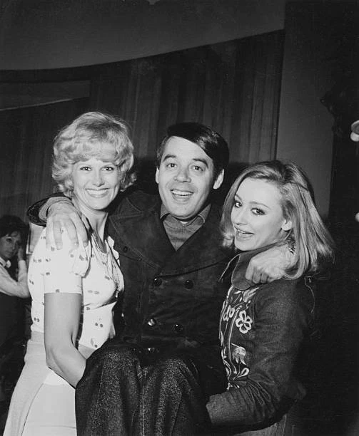 Italian Tv Presenter Actress Singer & Showgirl Raffaella Carr OLD PHOTO 6