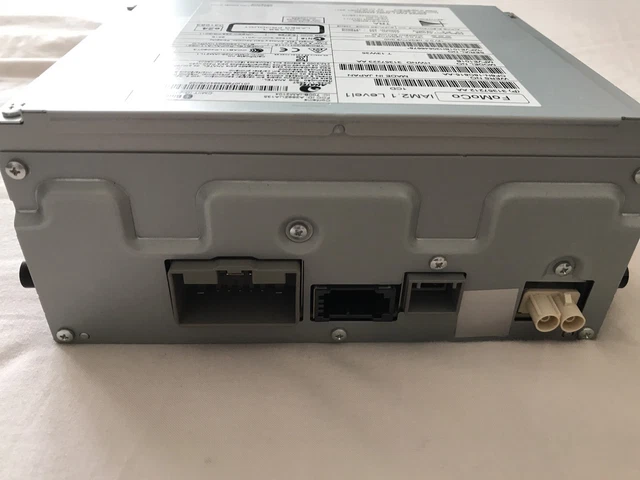 Volvo V40 Audio Radio Stereo / CD Player / IAM Unit 2.1 / Bluetooth Control Unit 3