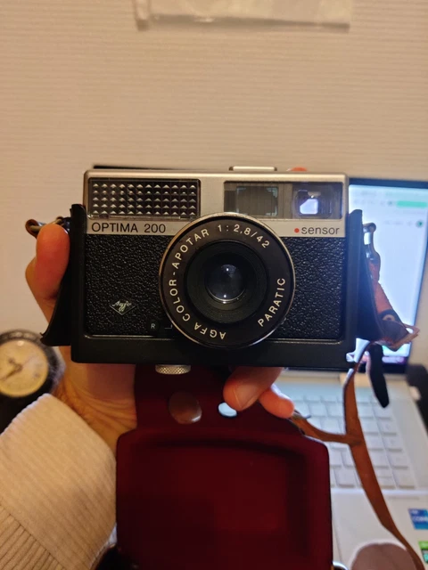 Appareil Photo Ancien Agfamatic 200 Sensor, Vintage Et Fonctionnel