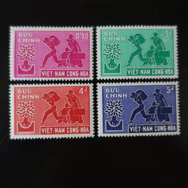 Viet Nam Era Of South N°134/137 Year World Of Refugee mint Luxury MNH