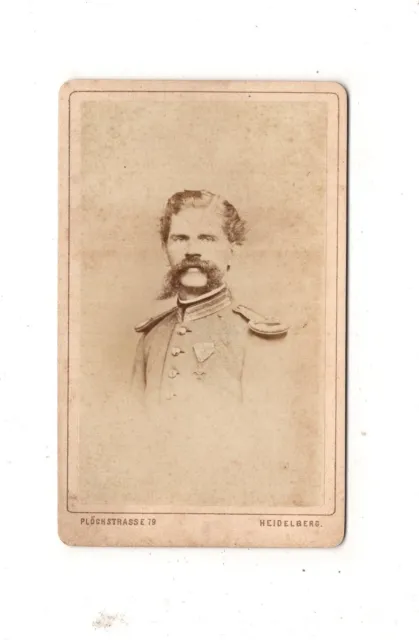 Eduard Schultze CDV Foto Soldat mit Orden und Epauletten - Heidelberg um 1870