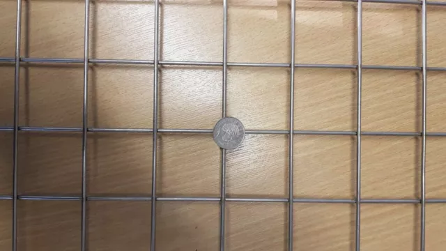 Stainless Steel 50mm x 50mm Mesh x 2.50mm Welded Wire Panel 50cm x 50cm)