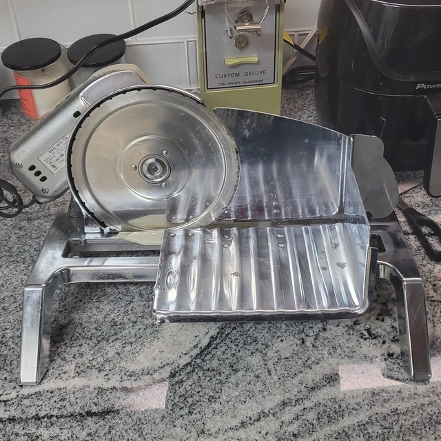 VINTAGE RIVAL CHROME PLATED ELECTRIC FOOD SLICER Model 1101E. 44.99