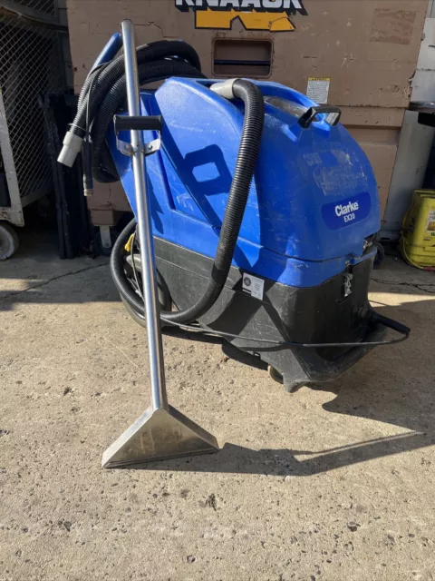 Clarke 56105290 EX20 100SC Heated Corded Carpet Extractor 11 Gallon