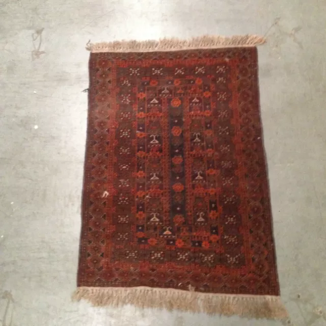 Tapis ancien / Tapis fait main / Tapisserie /