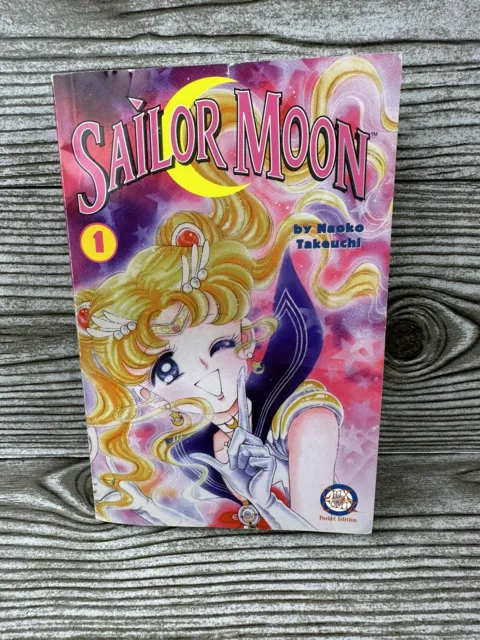 Sailor Moon vol 1 Pocket Mixx manga 1998 English version Naoko Takeuchi book