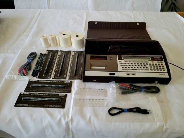 Sharp CE-125 Full Set - Ordinateur de poche Vintage - Dans