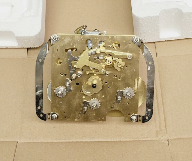 FRANZ HERMLE 2 Jewels Arched Mantel Clock in Mahogany Case 130070 £149