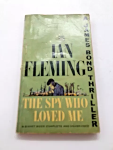 Ian Fleming A James Bond Thriller The Spy Who Loved Me Paperback Book T2270 M28
