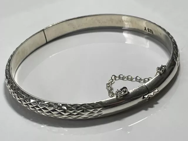'TJC' sterling silver '925' diamond cut bangle bracelet with safety clasp 8.41g