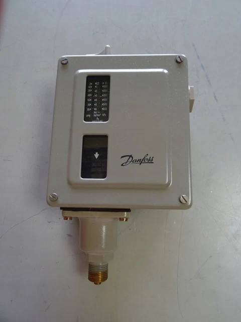 Danfoss Rt200L Pressurestat 017L003266 /#8 M6L 0066