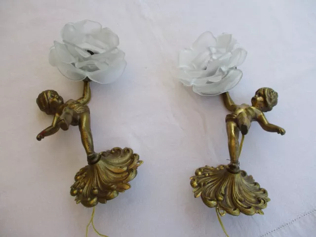 Antique French Pair Heavy Gilt Bronze Putti Cherub Wall Lights Sconces Roses