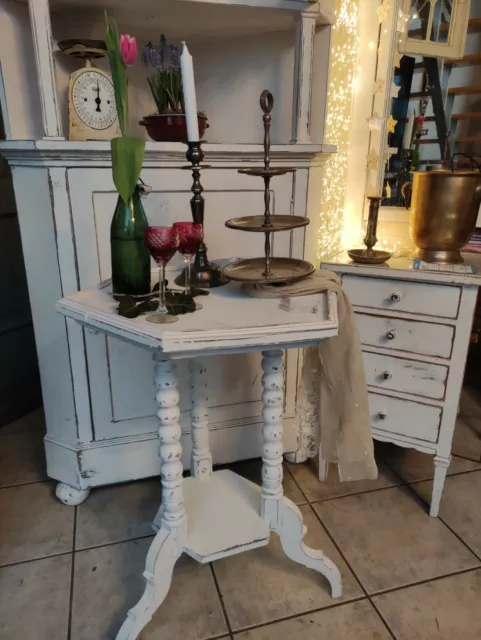 Tischchen antik shabby chic Gründerzeit Säulen Tisch Bestelltisch