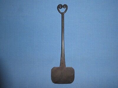 RARE 19th C OLD EARLY HAND FORGED WROUGHT IRON FOLK ART HEART FORM DOUGH SCRAPER