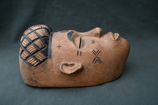Genuine wooden mask from the Lwena, Angola 5