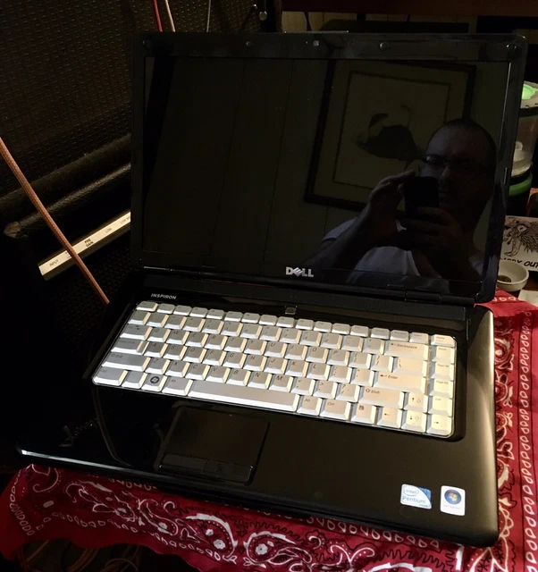 Dell Inspiron 1545 Laptop PC w/ Battery & Charger