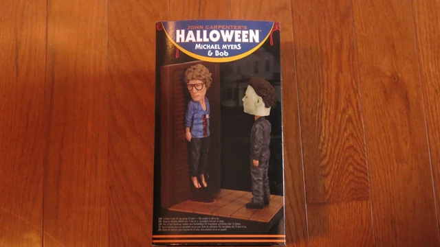 Royal Bobbles Halloween Michael Myers & Bob Figure Hot Topic Exclusive MINT 4