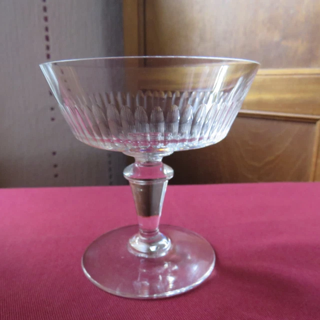 PORFOYO Lot De 6 Verres À Champagne 200ml Verres À Cocktail, Ver À Vin À Martini Flûtes À Champagne Coupe Martini Pour Expresso PORFOYO Lot De 6 Verres À Champagne 200ml Verres À Cocktail, Ver À Vin À Martini Flûtes À Champagne Coupe Martini Pour Expresso