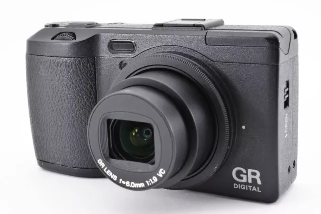 [Near Mint] RICOH GR DIGITAL IV 10.4 MP Black Camera w/ battery From JAPAN