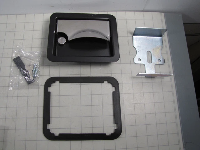 Eberhard 16717 Two Point Paddle Locking Latch Door Handle w/ Key for RV NEW