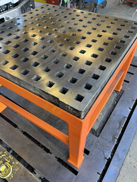Egg corn Welding Table