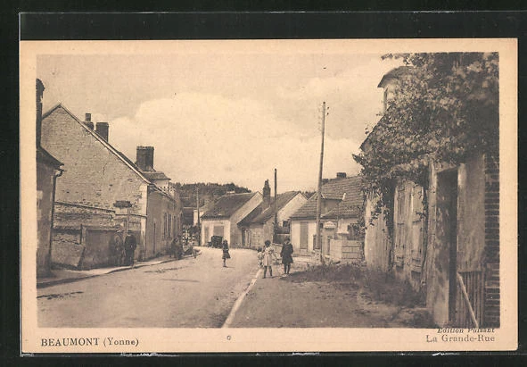 CPA Beaumont, La Grande-Rue