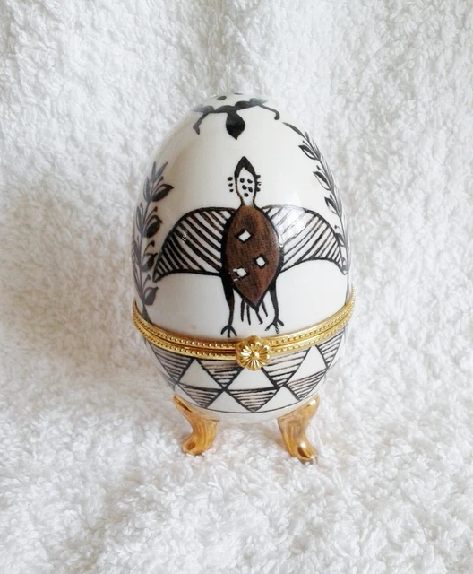 Œuf En Porcelaine Cerclé Or - Boîte à Bijoux Vintage - Collection