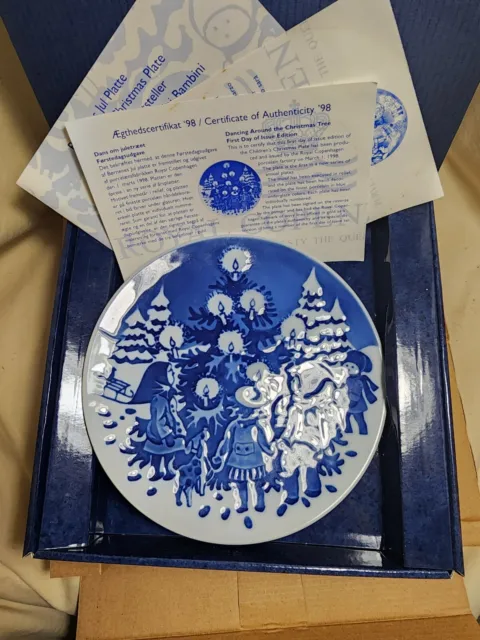 Royal Copenhagen Dancing Around The Christmas Tree Plate 1998 First Day Issue