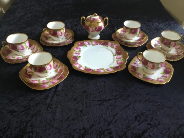 Royal Albert Crown Antique Country Rose China Set 19 Pieces