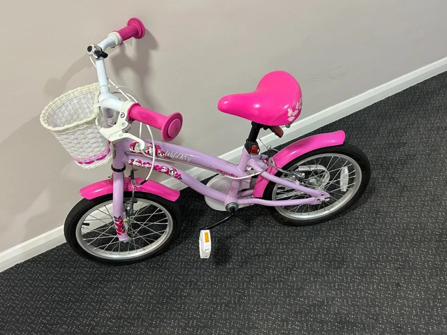 Halfords wild rose best sale bike