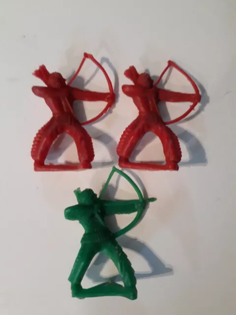 Assorted group of 3 plastic Tim Mee Indians shooting bow Green Red Kiddfles T5D