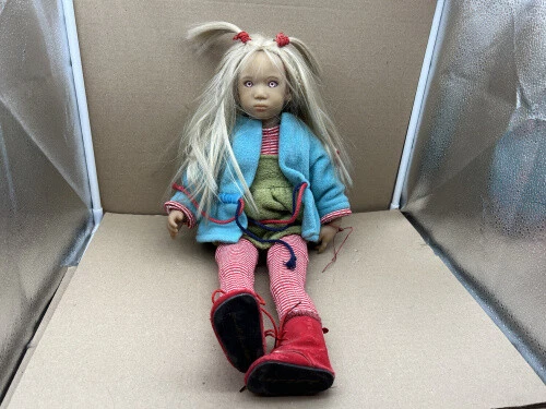 HIMSTEDT 1991 Vêtement/Outfit/Kleidung LILIANE 68cm Poupée collection d'Artiste