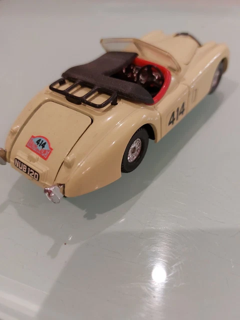 JAGUAR XK 120 version RALLY Corgi 3