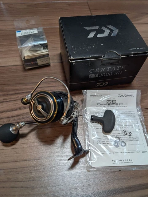 DAIWA 19 CERTATE LT 3000-CXH Spinning Reel Near Mint from JAPAN
