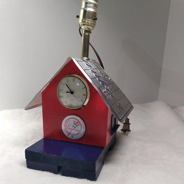 New York Yankees Lamp With Clock / Coin Bank No Shade 13"H x 8" W x 8"D New York Yankees Lamp With Clock / Coin Bank No Shade 13"H x 8" W x 8"D