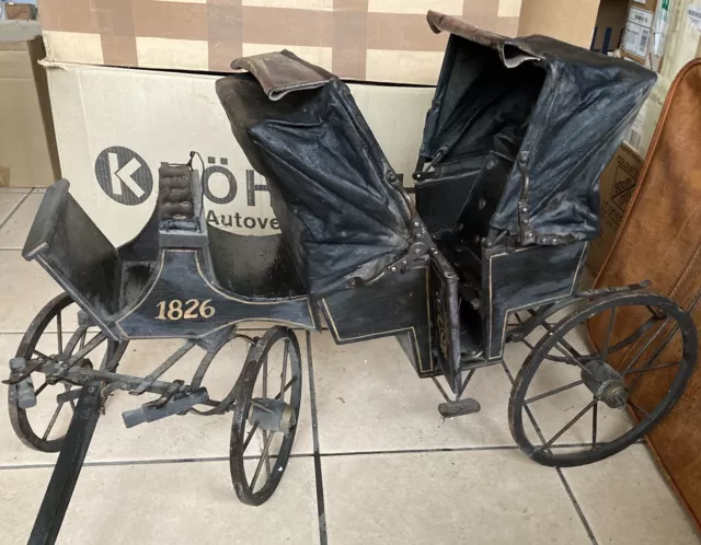 RARE ältere Deco Mini-Kutsche, royal königlicher Stil für Puppen o.ä., Leder?