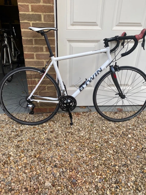 btwin triban 3 white